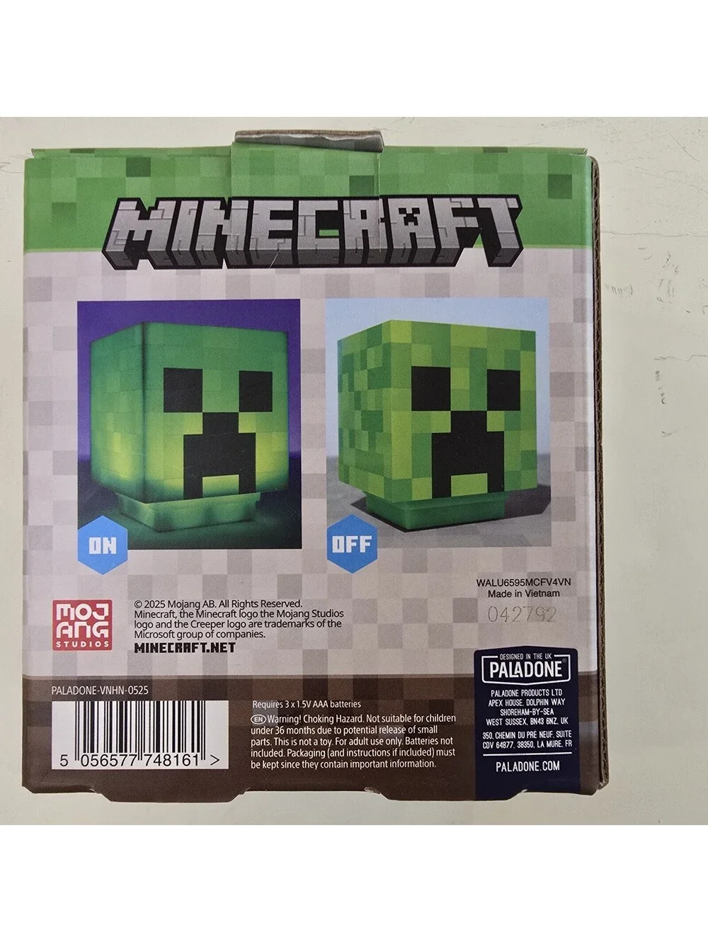 Paladone Minecraft Creeper Desk Light with Official Sounds Green Night Light